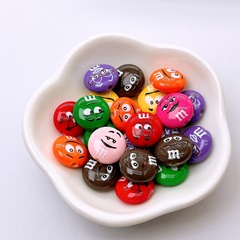 13*13mm双面印花M豆系列小圆片奶片竖孔散珠手机链钥匙扣饰品