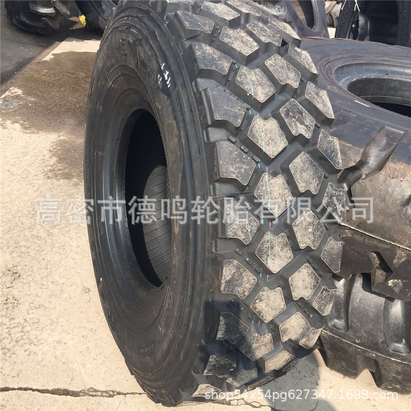 Las ventas de la fábrica triángulo neumático 365/80R20 ingeniería soldado neumático