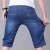 009 light -colored shorts