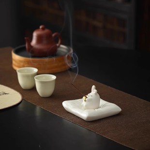 Cute and Free Gold Incense Stick Incense Base Desktop Indoor Incense Burner Cute Healing Incense Holder Zen Ornaments