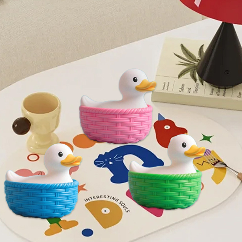 かごアヒルかわいいクリエイティブ小さなアヒルピンチと叫ぶ赤ちゃん入浴水浮遊おもちゃメーカー卸売ビーチ|undefined
