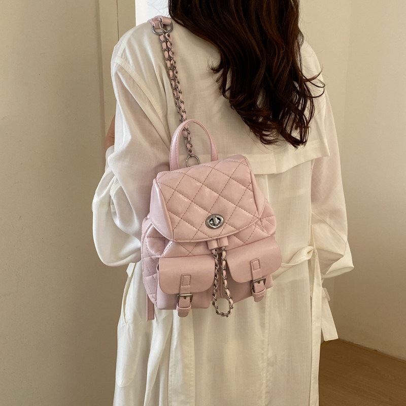 Mochila de viaje Lingerie de mujer cadena bolso de moda academia 2026 viento versátil hombro único clase de verano nuevo ocio