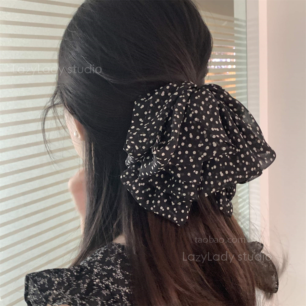 F1465 black