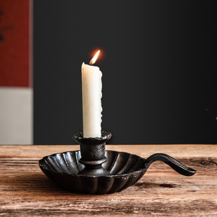 American Country Vintage Cast Iron Candlestick Romantic Dinner Candle Holder Dining Table Candlelight Western Food Ornaments with Handle