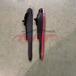 车身及附件;中网;雾灯