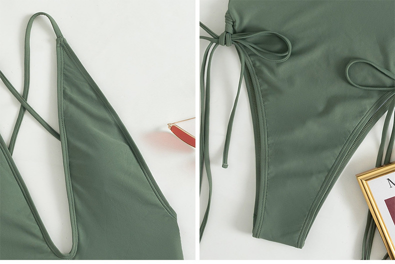 One-piece Swimsuit Deep V Neck Sexy Solid Colour Beach Bikini_voghion.com