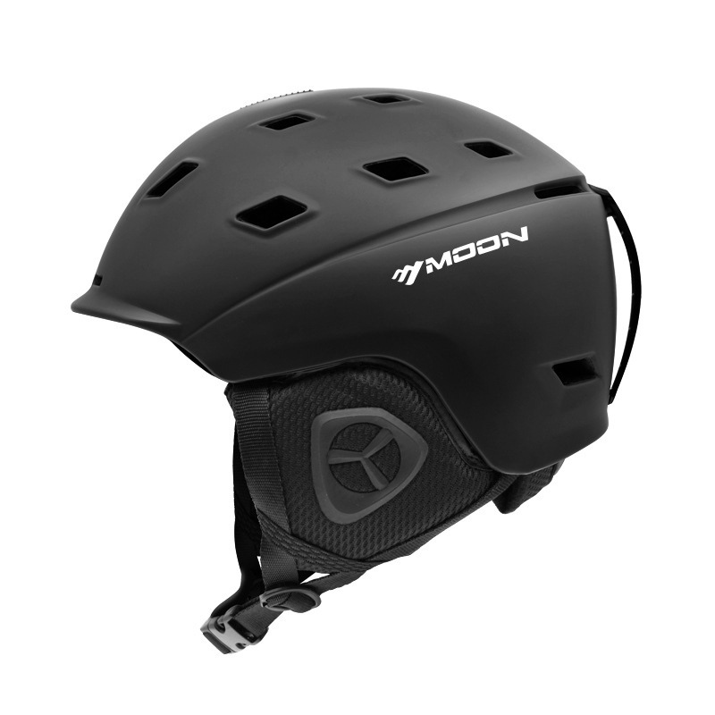 Casco negro