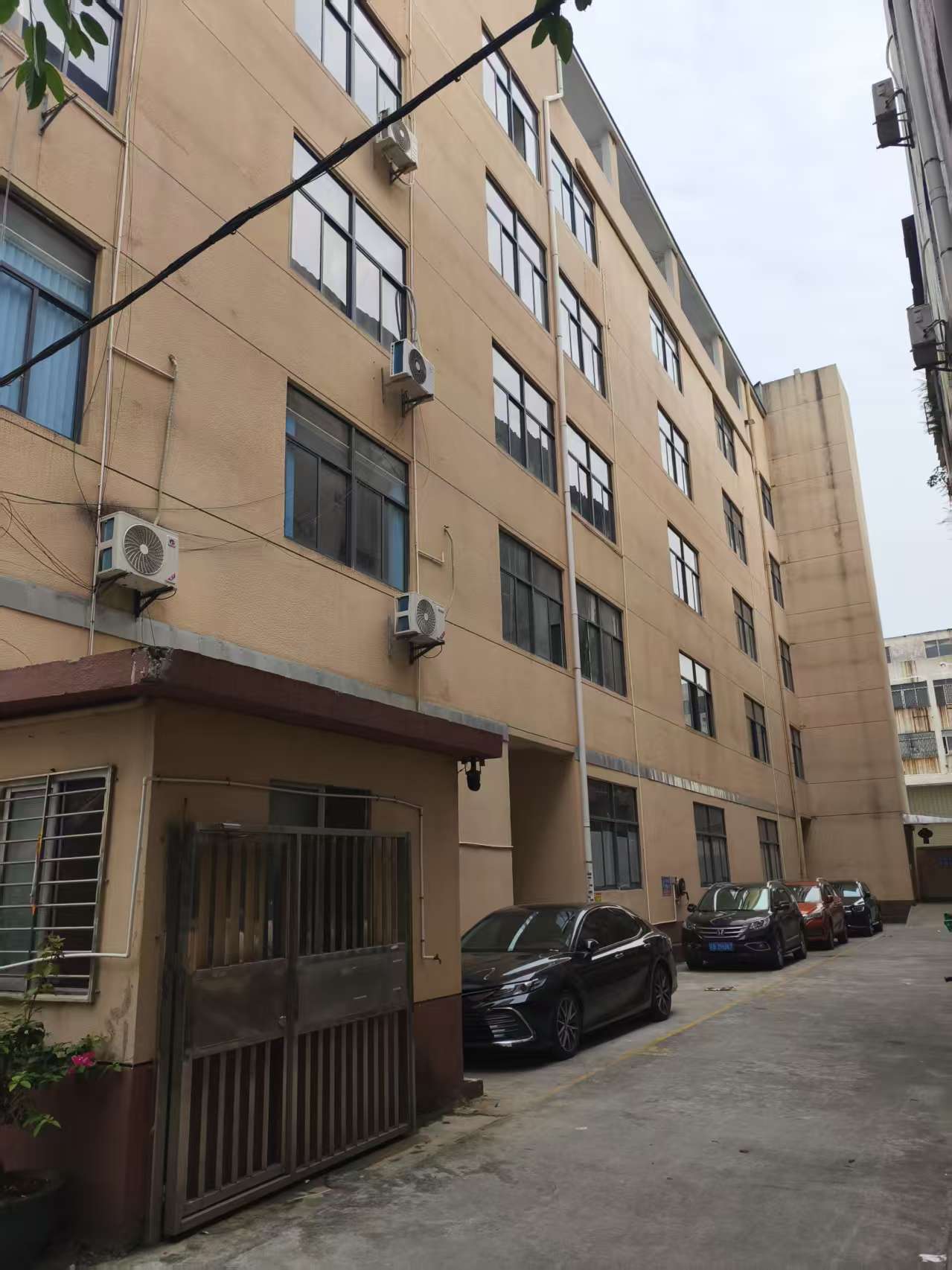 hmqViviiyNSAyin+WuaUt9Ly9Vrypo/VQu0W