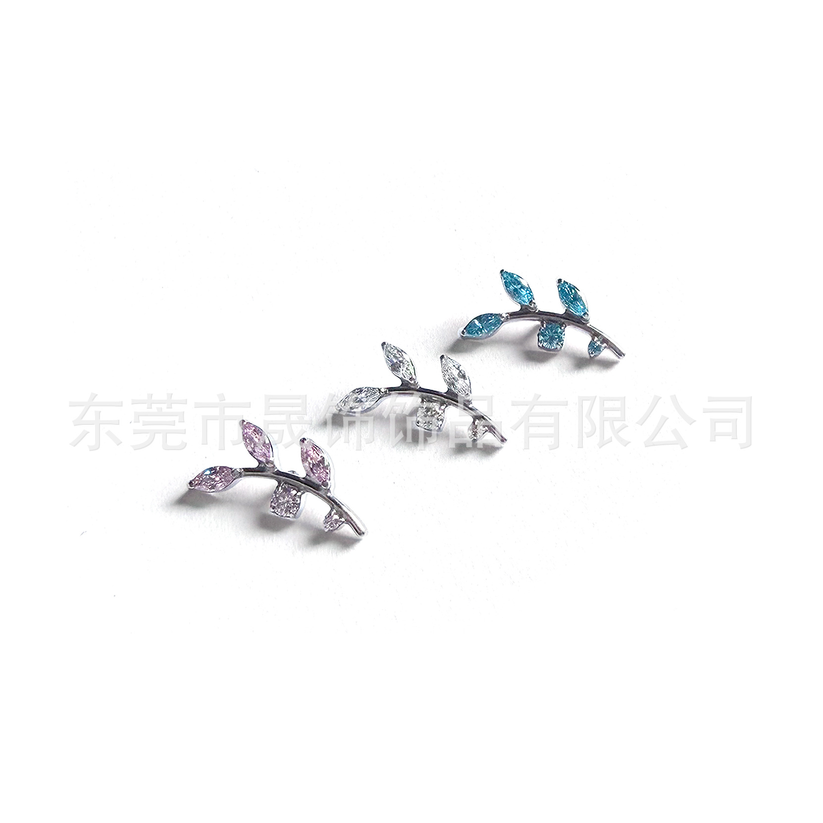 F136 Titanium Alloy 树枝型 Ear Stud Studded 5A Cubic Zirconia Helix Cartilage Stud G23 Titanium Internal Thread Labret Stud Piercing Jewelry