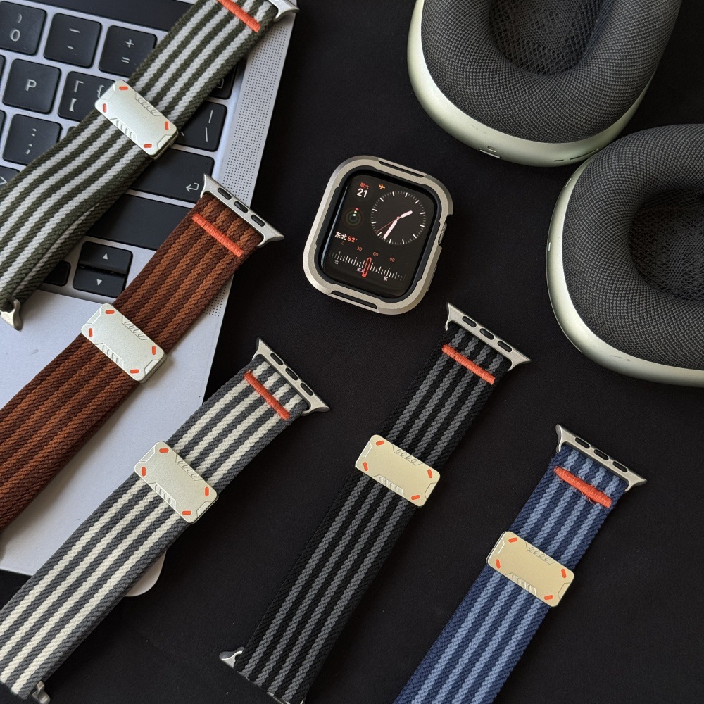 Suitable for Apple 9 S10 S11 Mecha-Style Workwear Magnetic Buckle Strap Tpu Aluminum Alloy Case iWatch Wristband