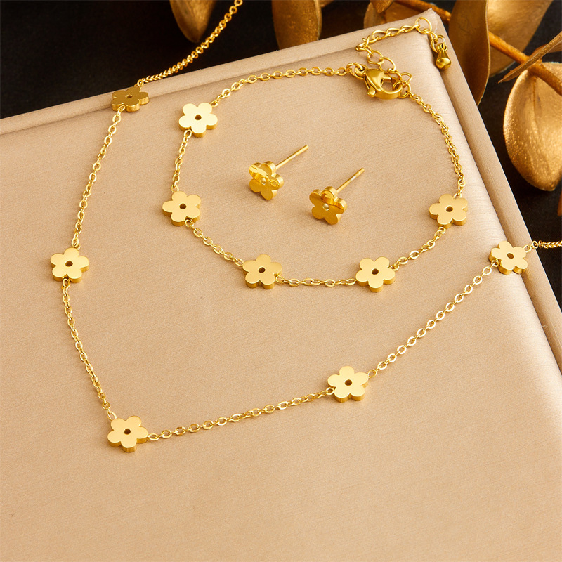 Fashionable universal glossy accessories stainless steel