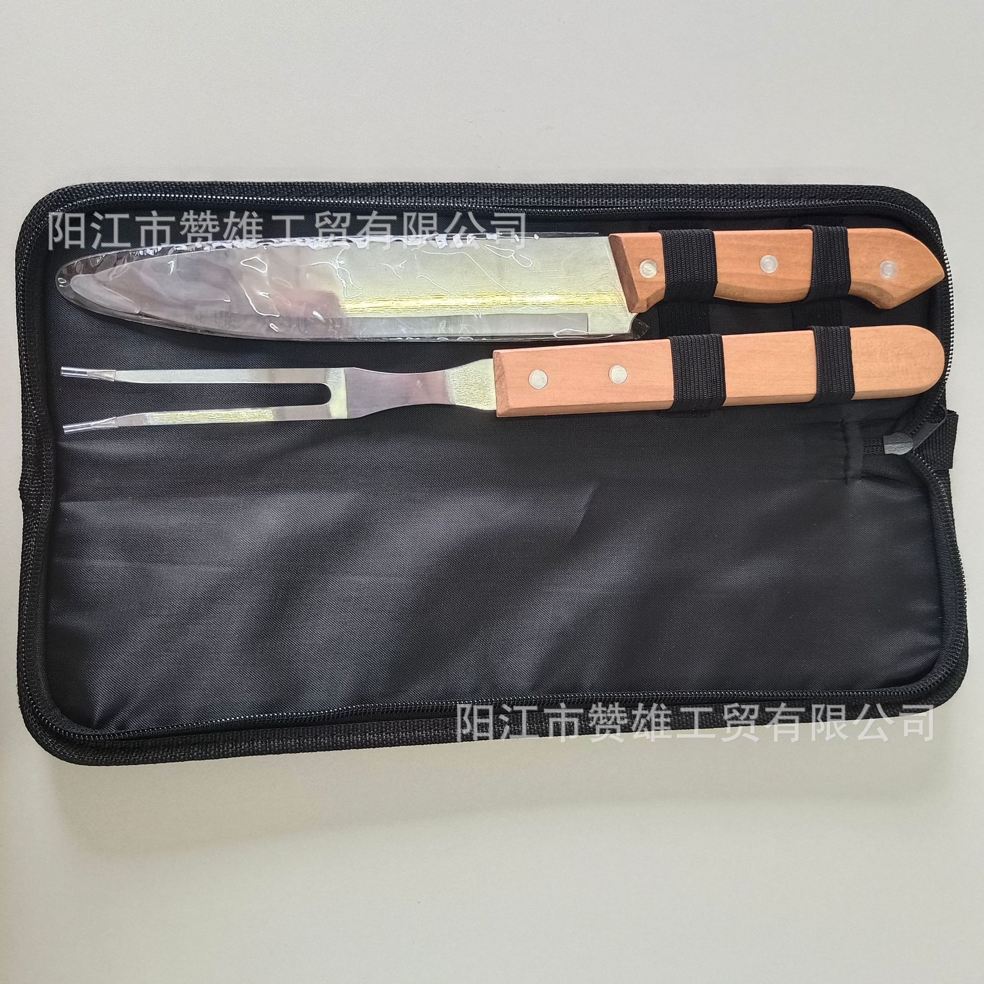 Fábrica en stock suministro directo barbacoa parrilla río Madera conjunto hogar al aire libre fácil de llevar río Madera parrilla traje