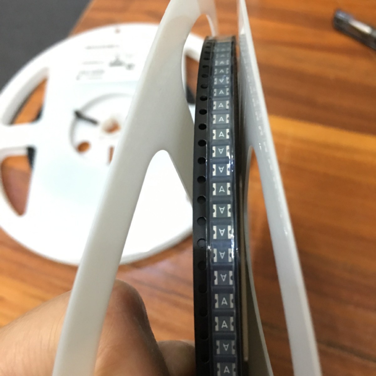 LITTELFUSE力特代理1210L005 0.05A/30V 1210封装 贴片保险丝