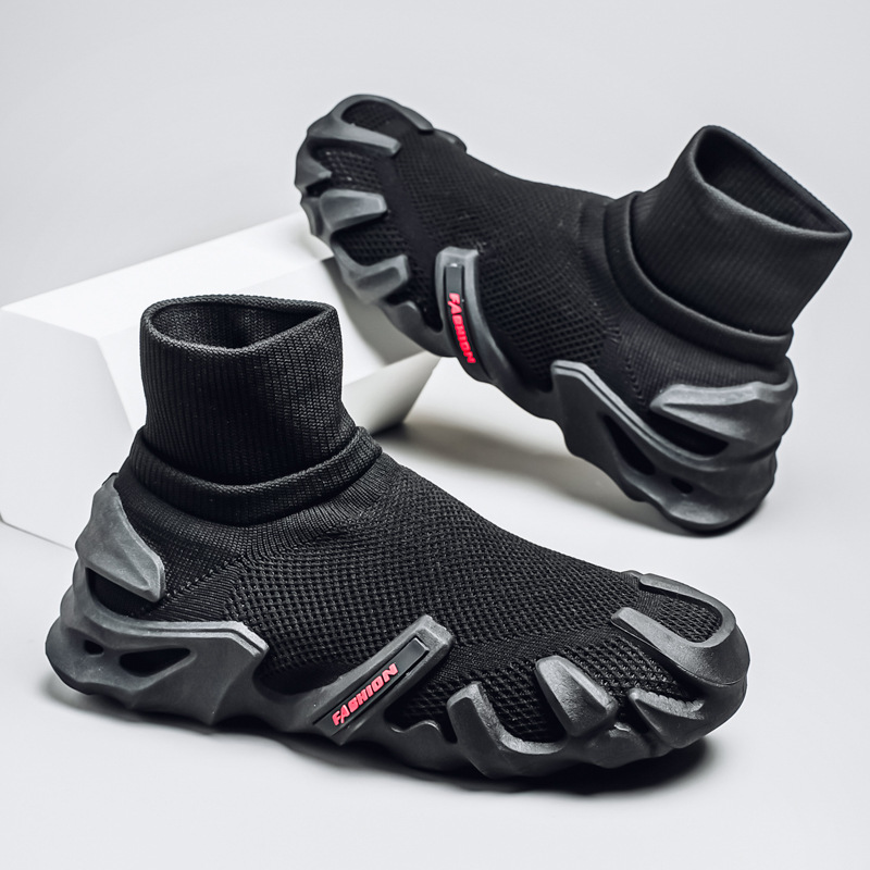 Zapatos de hombre transfronterizos 2025, nuevos zapatos de verano transpirables, calcetines de malla, zapatos deportivos de hombre delgados, zapatos casuales suaves