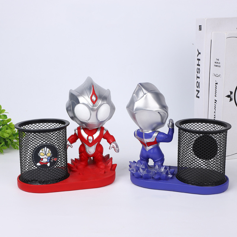 Cute universe superman cross-border cartoon pen container decoration graduation student gift office desktop decoration storage bucket