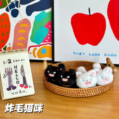 漫画かわいいファーリーキャットぬいぐるみキーホルダーペンダントペットカップルバッグペンダント人形卸売