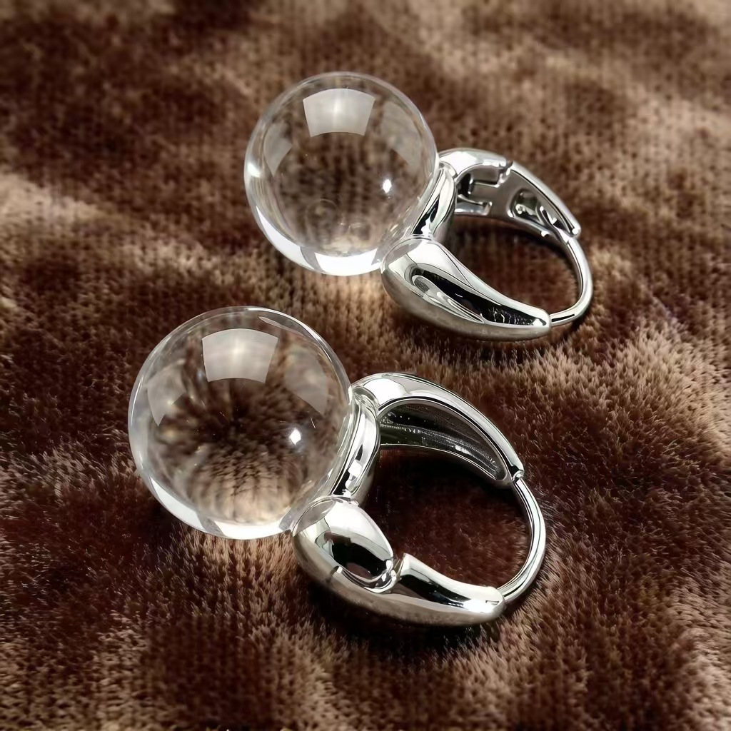 Natural White Crystal Earrings, Ear Clips, Ear Studs, Healing Crystal Series, High-End Niche Style Earrings, Summer Ear Accessories