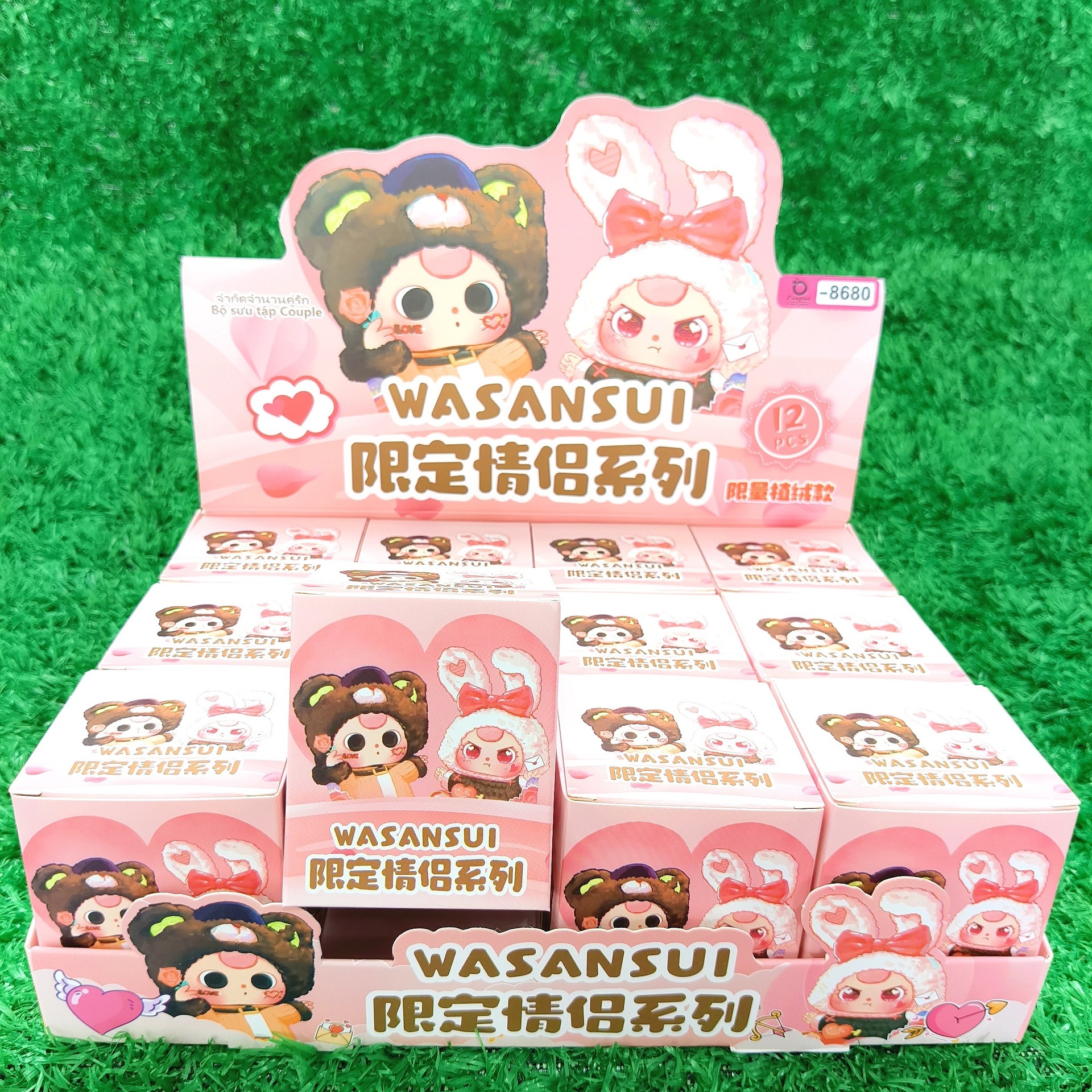 Caja ciega flocada de dibujos animados de tela rabu, lindo y lindo grano de alto valor, mini muñeca, modelo de decoración de escritorio, regalo