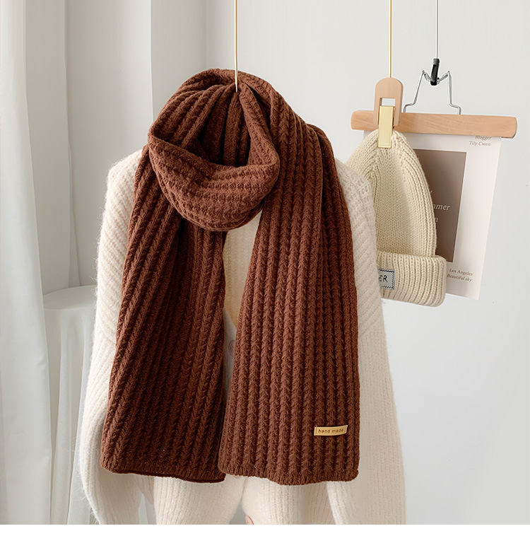 Women's Simple Style Solid Color Knit Winter Scarves display picture 6