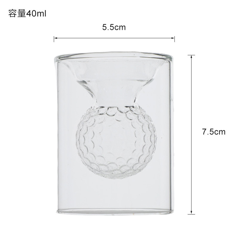 골프컵은 똑바로 세웠을 때 40ml, 거꾸로 세웠을 때 100ml를 담을 수 있습니다.