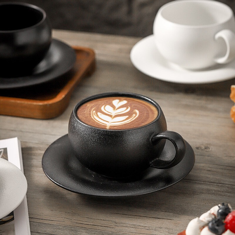 Japanese Style Vintage Coffee Flower Egg Cup Large Capacity 300ml Frosted Ceramic Cup Cappuccino Latte Hand Cup