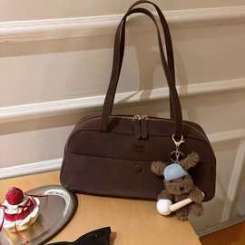 同款上新  街灯胶片枕头包包女士秋冬百搭上班通勤包单肩腋下包