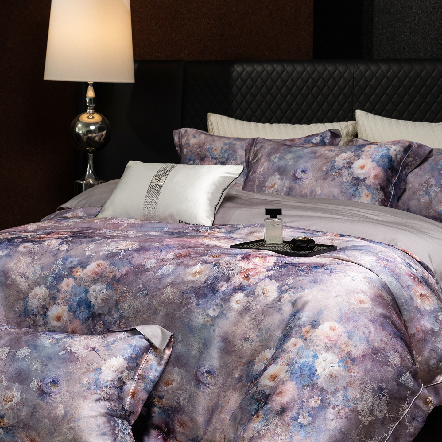 European-Style Light Luxury High-End Tencel Cotton Jacquard Four-Piece Set with Retro Print Duvet Cover Bedding Silky Bedroom Bedding