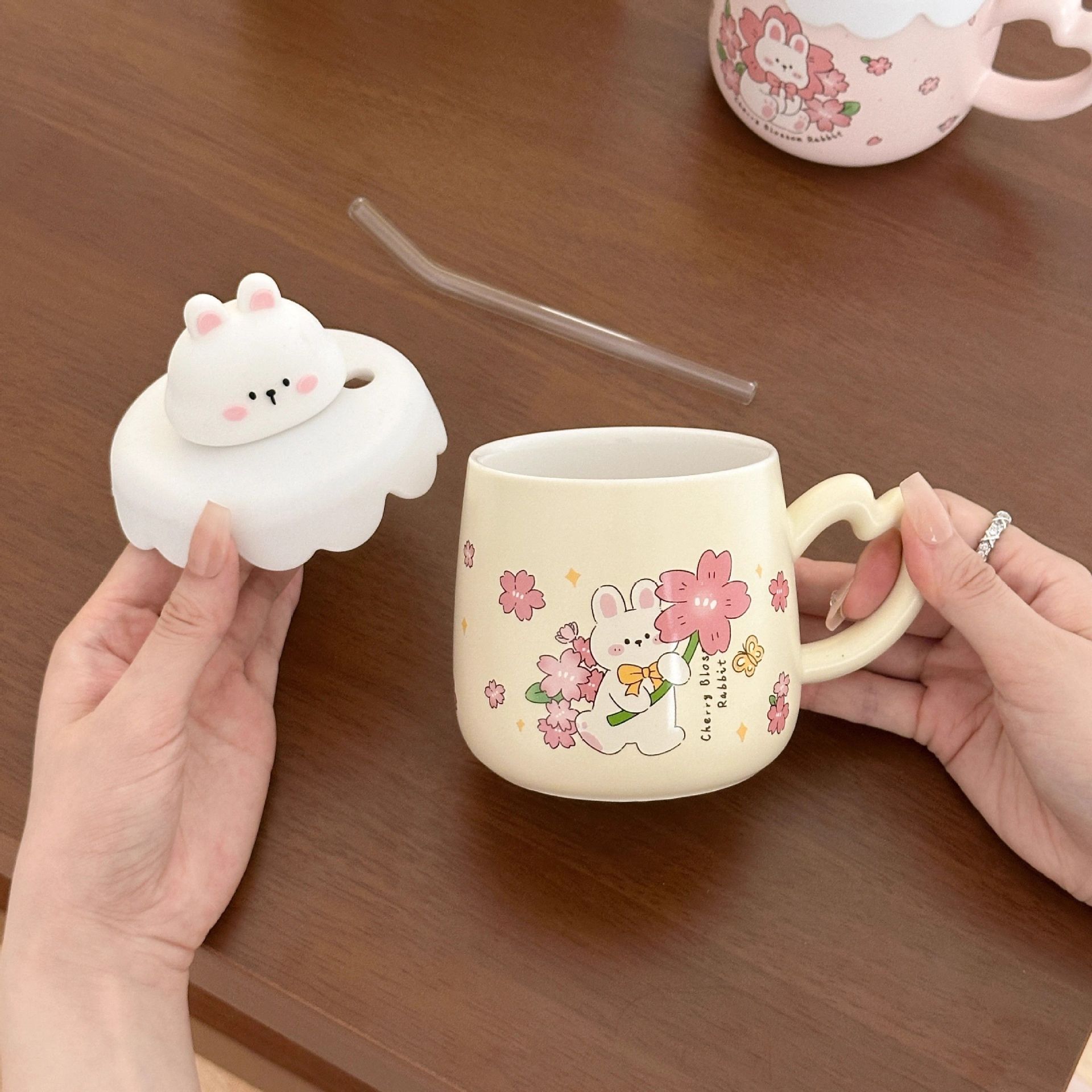 Regalos de cumpleaños lindos cerezas conejos tazas de cerámica con cubierta tazas de paja de desayuno casero café taza de leche
