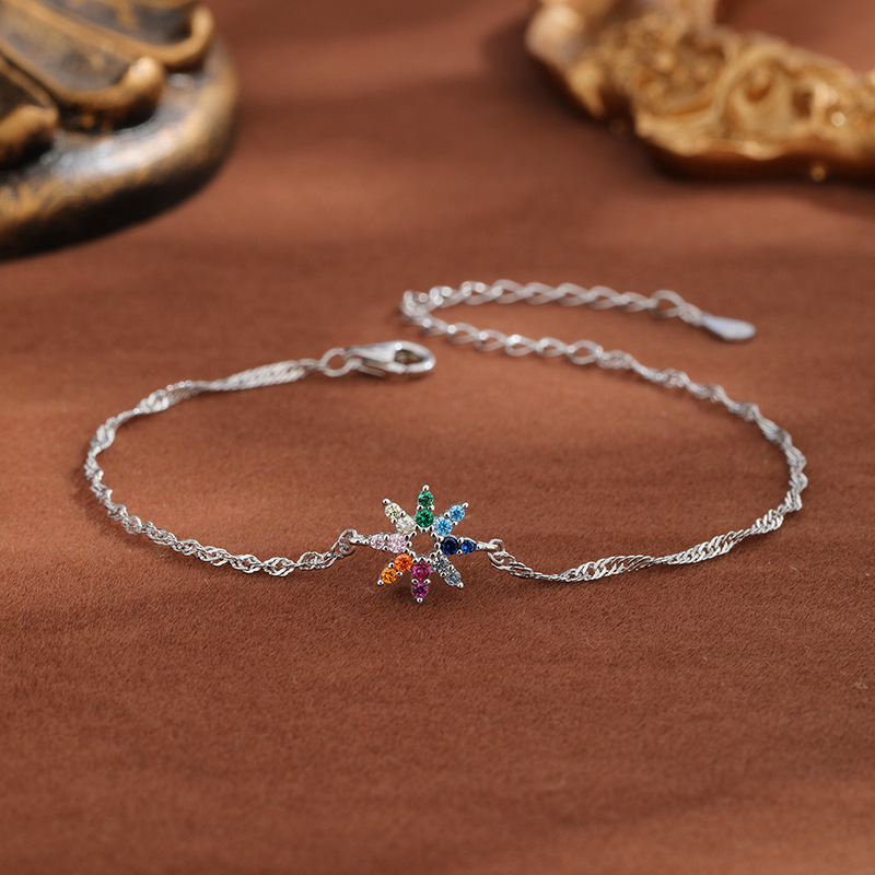 Pulsera de circón de color de plata de ley 925 para mujer, diseño de nicho de lujo ligero de verano, estrella, sentido avanzado, accesorios de mano de ins para novia