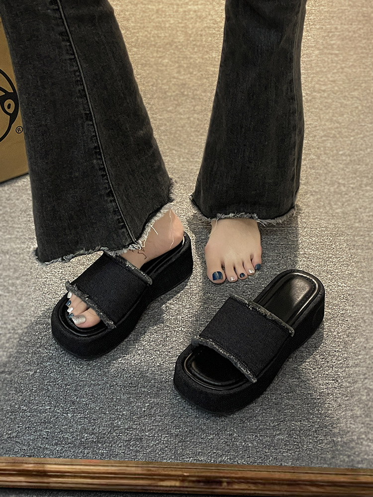 Niche simple denim fashion platform thick-soled wedge sandals for women 2023 new open-toe temperament beach slippers_voghion.com