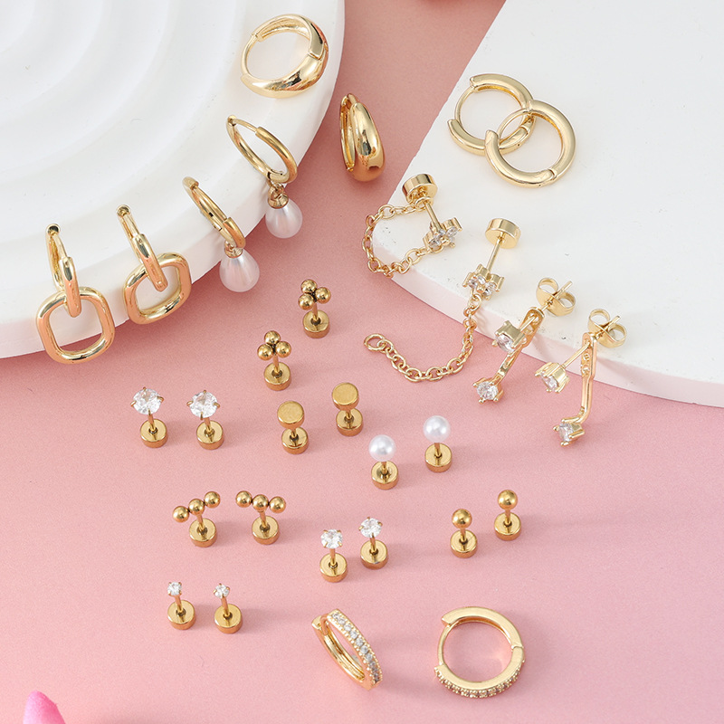 Pointed titanium steel lip stud product view