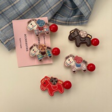 �ɐ���Ȥ�X��С�R�l�A��Ů�������ٴ����߅�A����tɫ�^l��