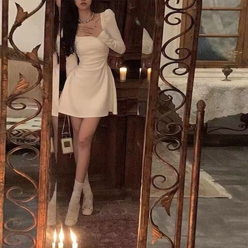 Chic French-Style High-Neck Dress for Women, Autumn, Unique, Waist Cinching, Slimming, Long-Sleeve Dress