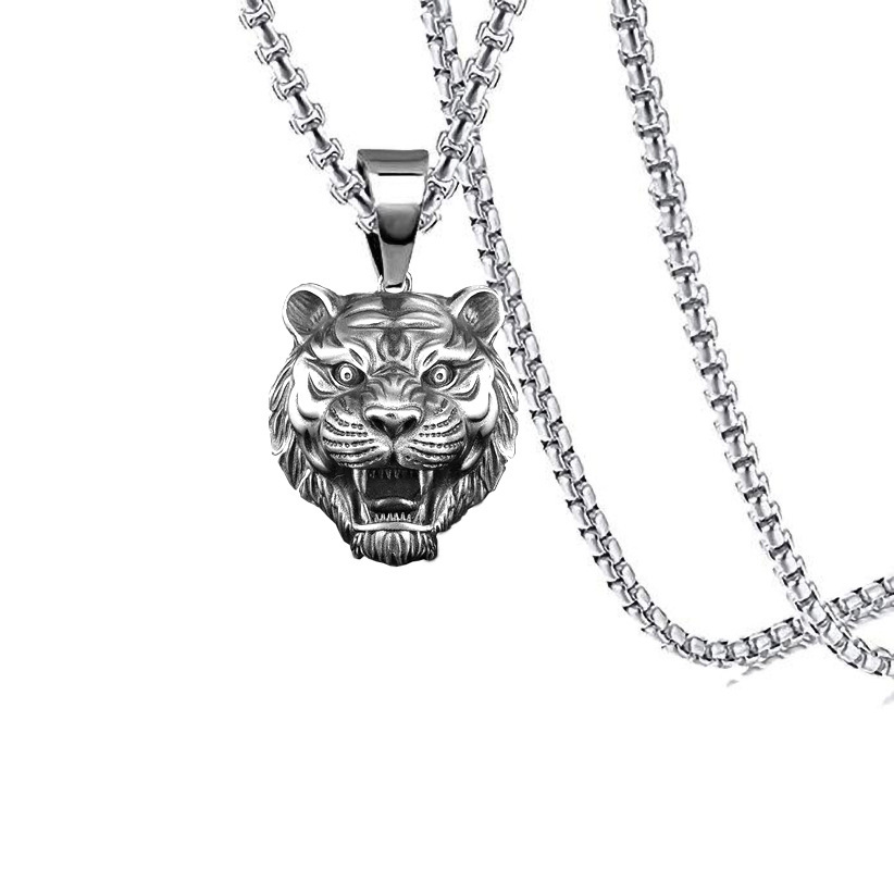 Comercio exterior joyería al por mayor de Europa y América retro punk cráneos hombres de acero de titanio colgante de acero inoxidable collar