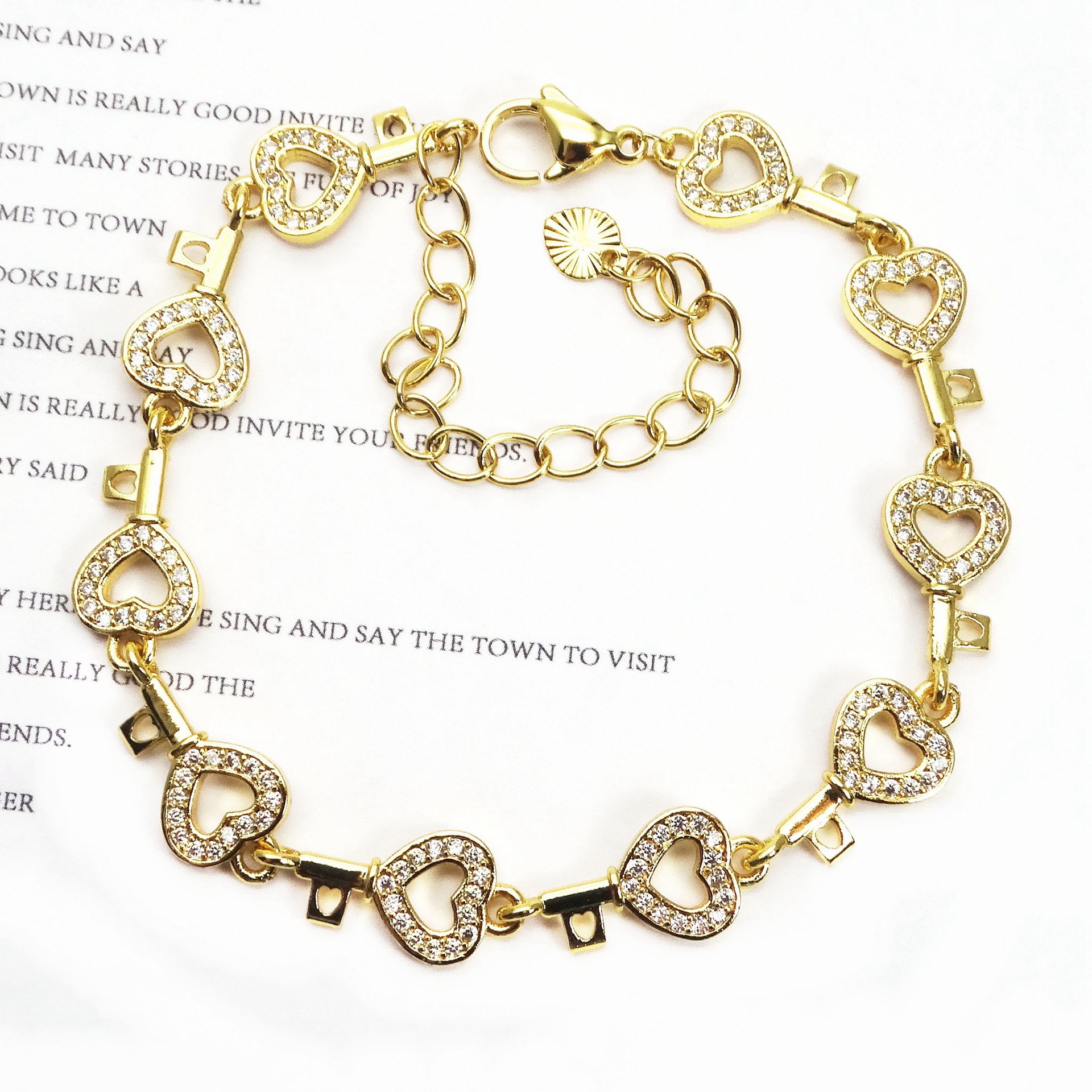 Heart-Shaped Zirconia Bracelet 17