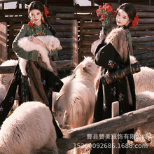 影楼个人写真新款云南丽江藏服西藏旅拍少女写真摄影艺术照摄影服