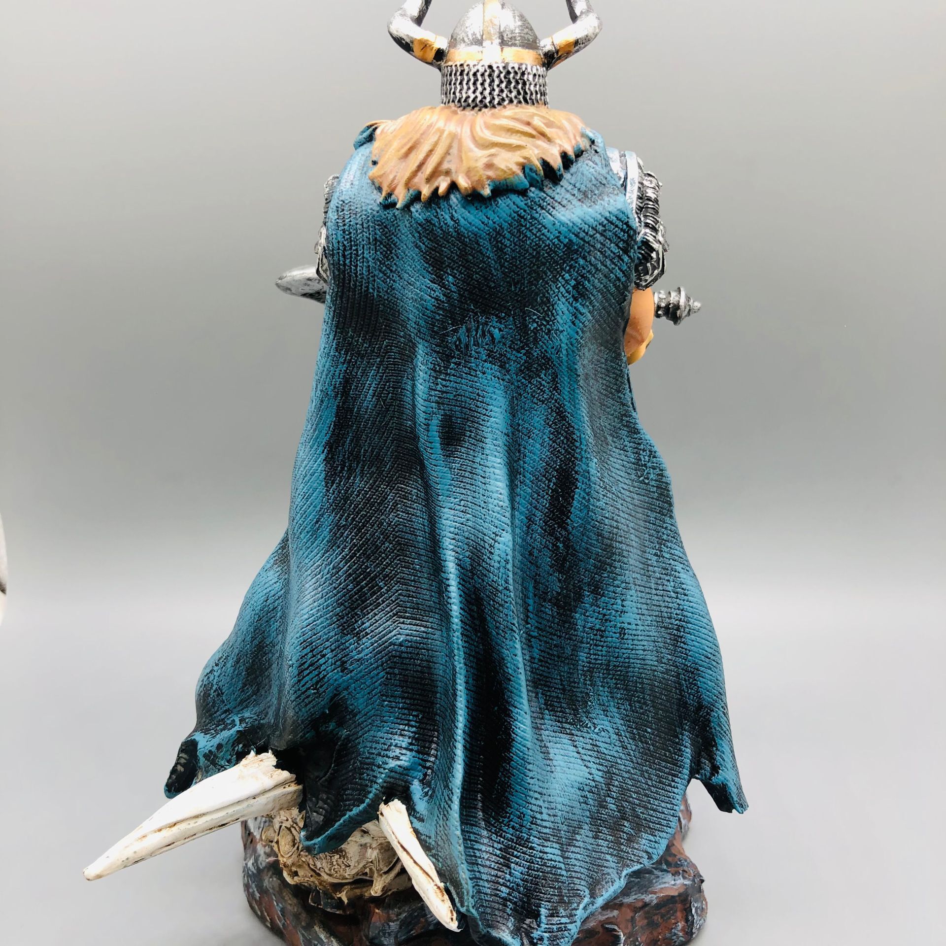 Vikings Cuerno de búfalo casco bolígrafo soporte para teléfonos móviles bolígrafo enchufe creativo bolígrafo soporte para bolígrafo PEN HOLDER adornos