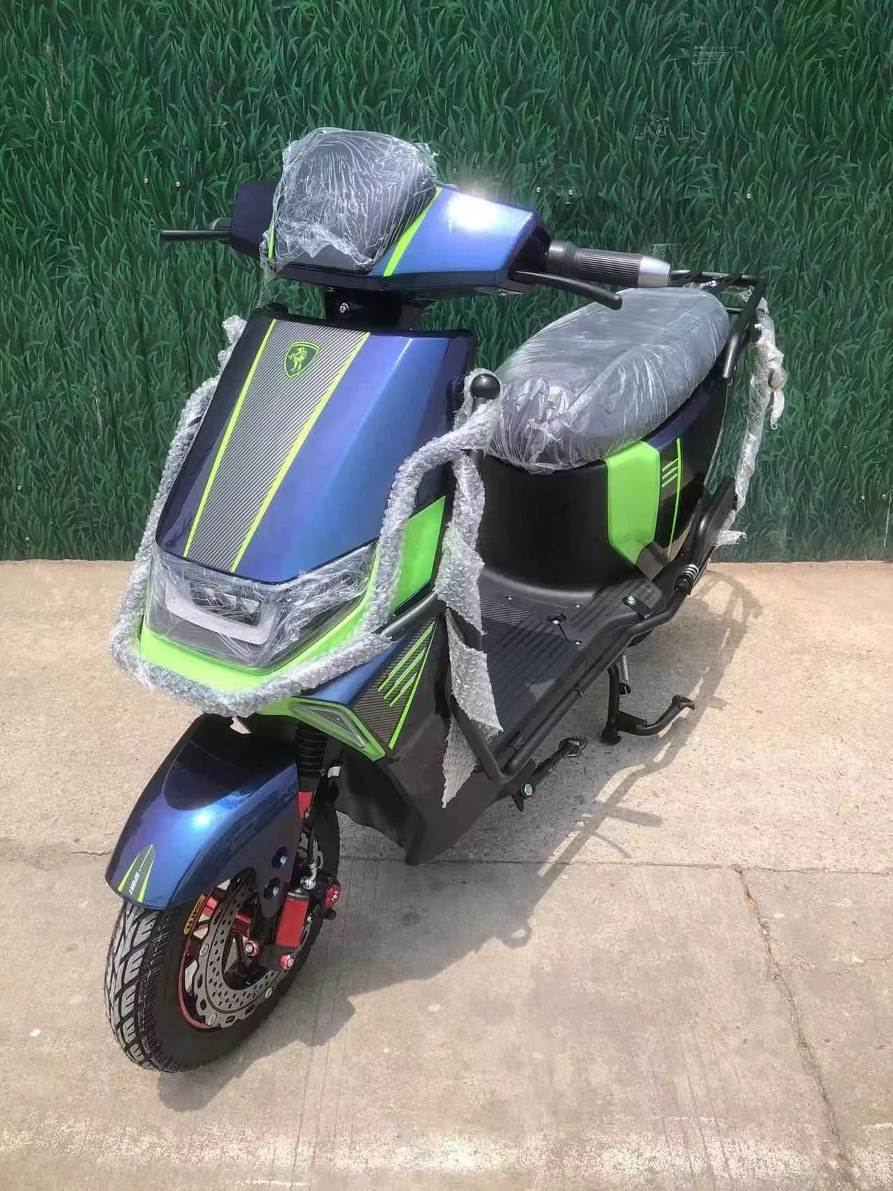Factory Direct Sales, Customizable Logo, Fast Charging, Long Battery Life, Adult Electric Bicycle, Electric Motorcycle