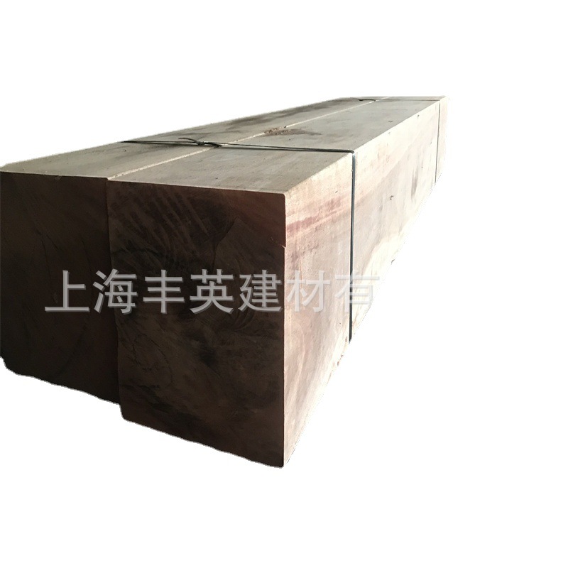 삼각형 목재 미끄럼 방지 목재 블록 컨테이너 훈증 목재 웨지 발전소 기계 콘 캐리어 자동차 삼각형 목재 스톱