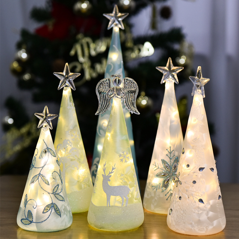 Fábrica al por mayor árbol de Navidad lámpara de cristal decorativa LED luminosa decoración de escritorio decoración de Navidad luz de la noche