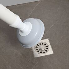 �����Ś≺��ͨ�RͰ��ͨ�����������ܵ���������ˮ������һ��ͨ��