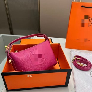 ����ţƤа���ƤŮ��б�������������μ���߼���ͨ�ڰ�����