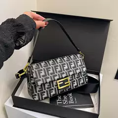 2025 New Vintage Printed Texturized Hand Shoulder Bag Casual Fashion Western Style Shoulder Crossbody Small Square Bag Bags