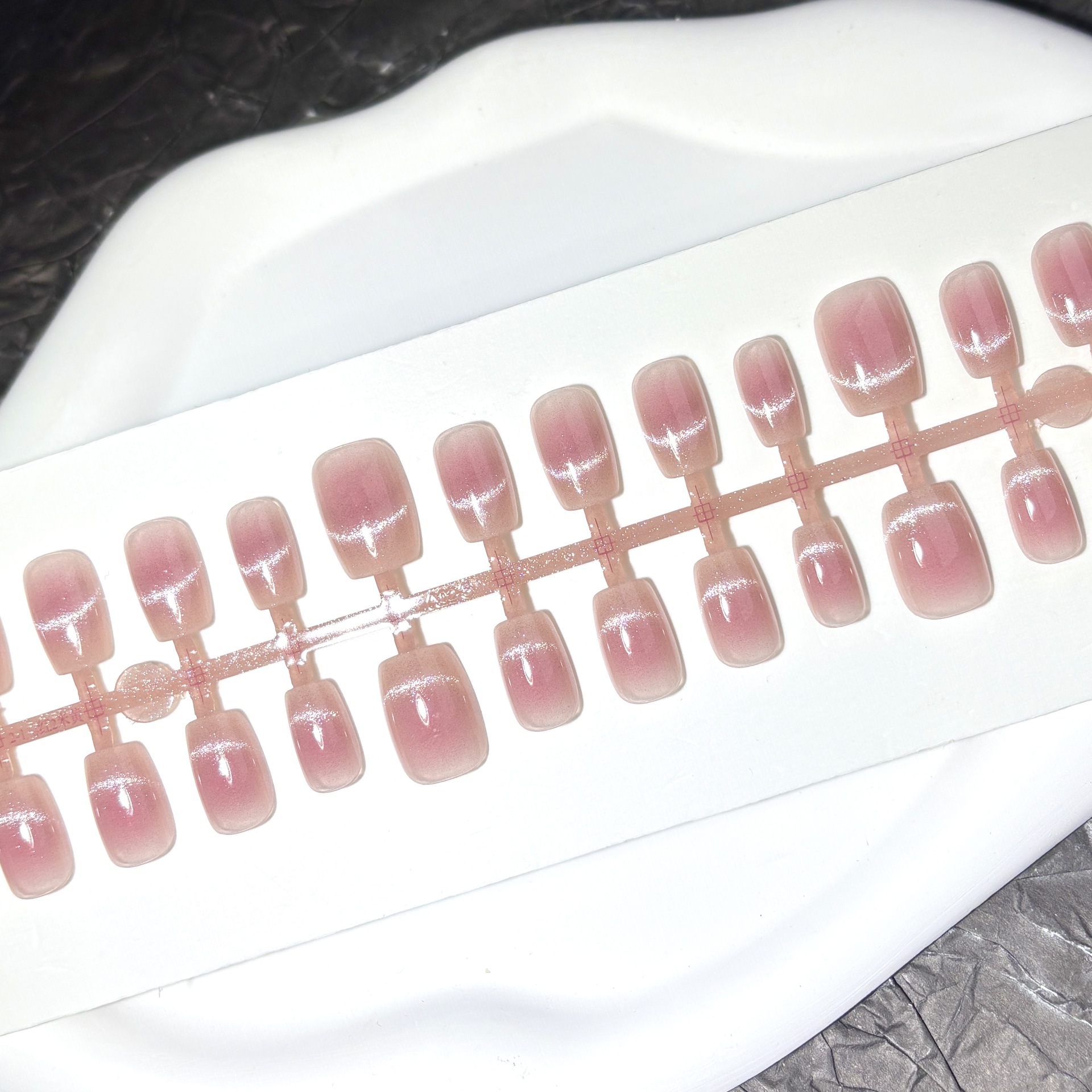 WY572 블러셔 프렌치 울트라 쇼트 사다리: 30개 네이키드 스트립 [XS/S/M]