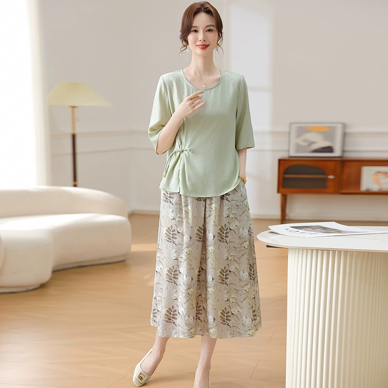 Летний костюм в китайском стиле для мамы, коллекция 2025 года, для женщин среднего и старшего возраста, шифоновая блузка и топ, комплект из двух предметов