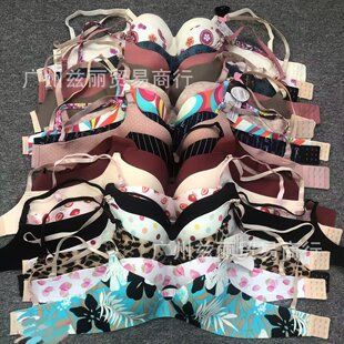 Foreign trade European and American large size small breasts push-up underwear for women to hold up the secondary breasts to make them look bigger and sexy pure lust style lace bra