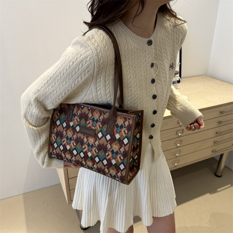 Bolsa de tela de gran capacidad para mujeres 2024 nueva bolsa de clase universitaria casualizada portátil bolsa de viaje de mamá bolsa especial