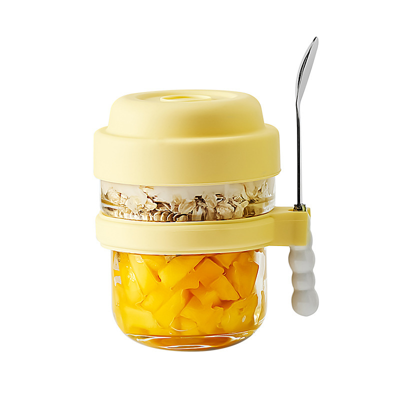 Taza de desayuno portátil al por mayor Taza de avena durante la noche Taza de leche sellada con cuchara Taza de yogur Taza de té con leche de alto valor