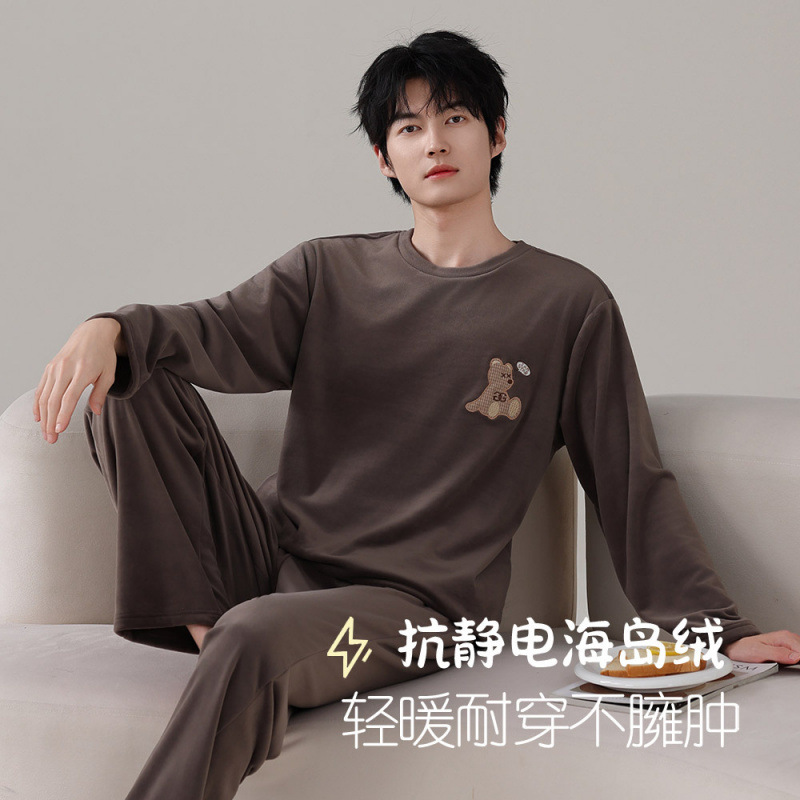 Island Velvet Men's Pajamas Autumn and Winter Long-Sleeved 2025 New Pullover Cartoon Home Clothes Men's Winter Can Be Worn Outside