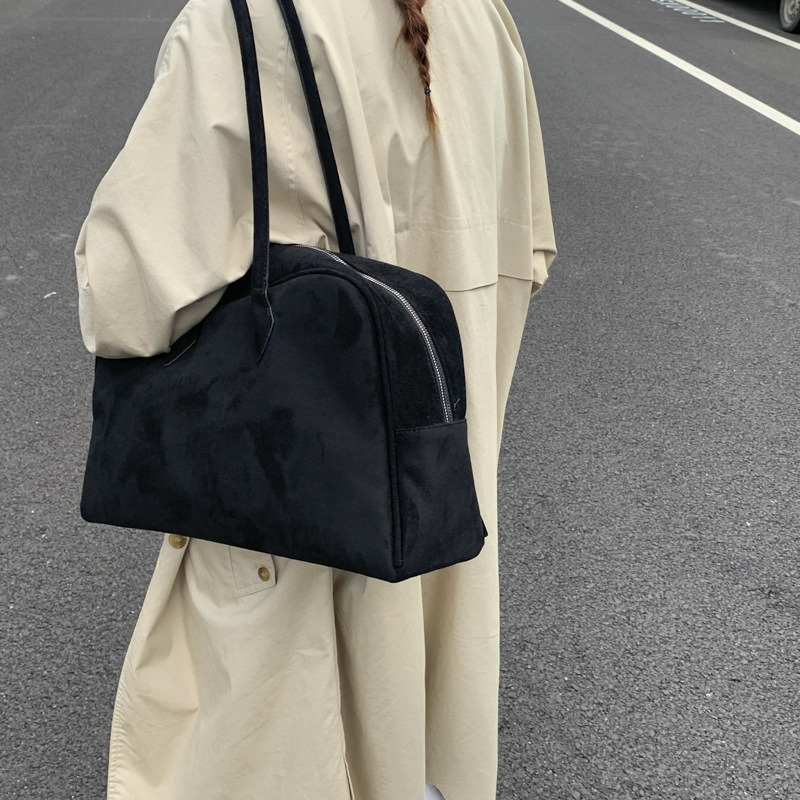 麂皮绒磨砂复古波士顿包包女2025秋冬新款大容量通勤托特包手提包|undefined